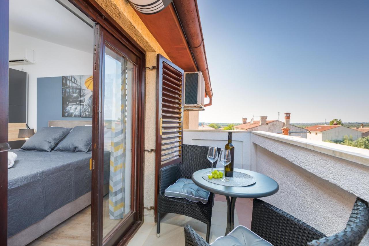 Wine House Apartments & Rooms Marceta ฟาชานา ภายนอก รูปภาพ