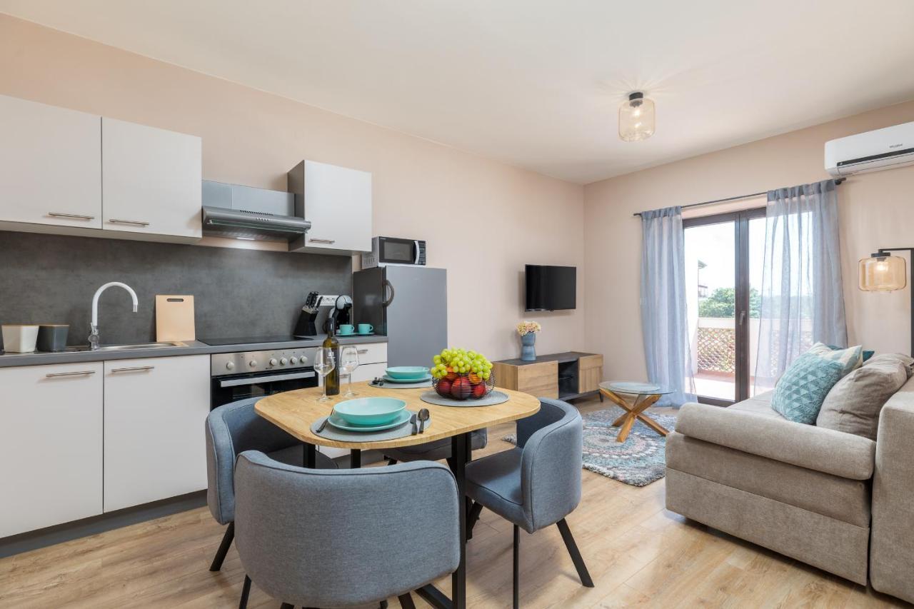 Wine House Apartments & Rooms Marceta ฟาชานา ภายนอก รูปภาพ