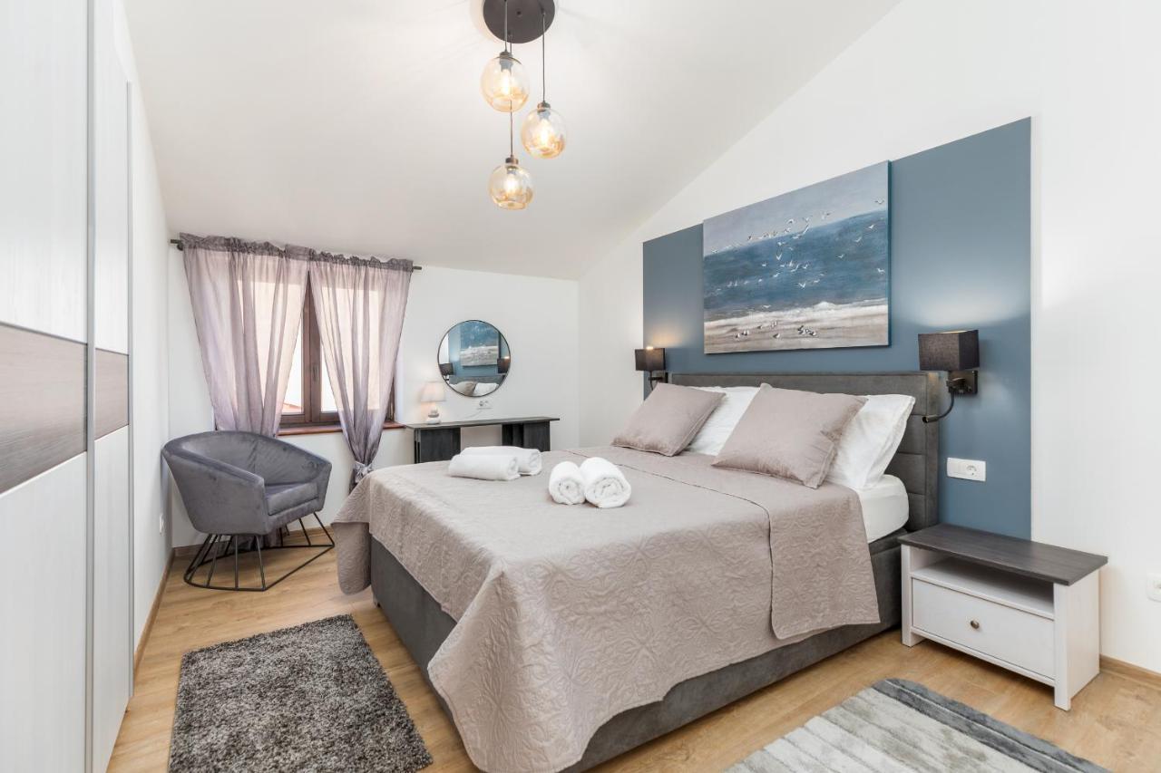 Wine House Apartments & Rooms Marceta ฟาชานา ภายนอก รูปภาพ