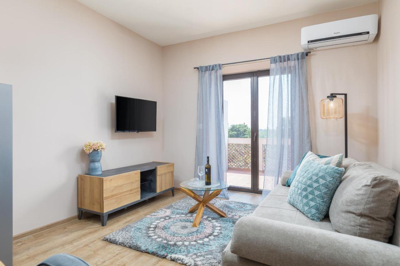 Wine House Apartments & Rooms Marceta ฟาชานา ภายนอก รูปภาพ