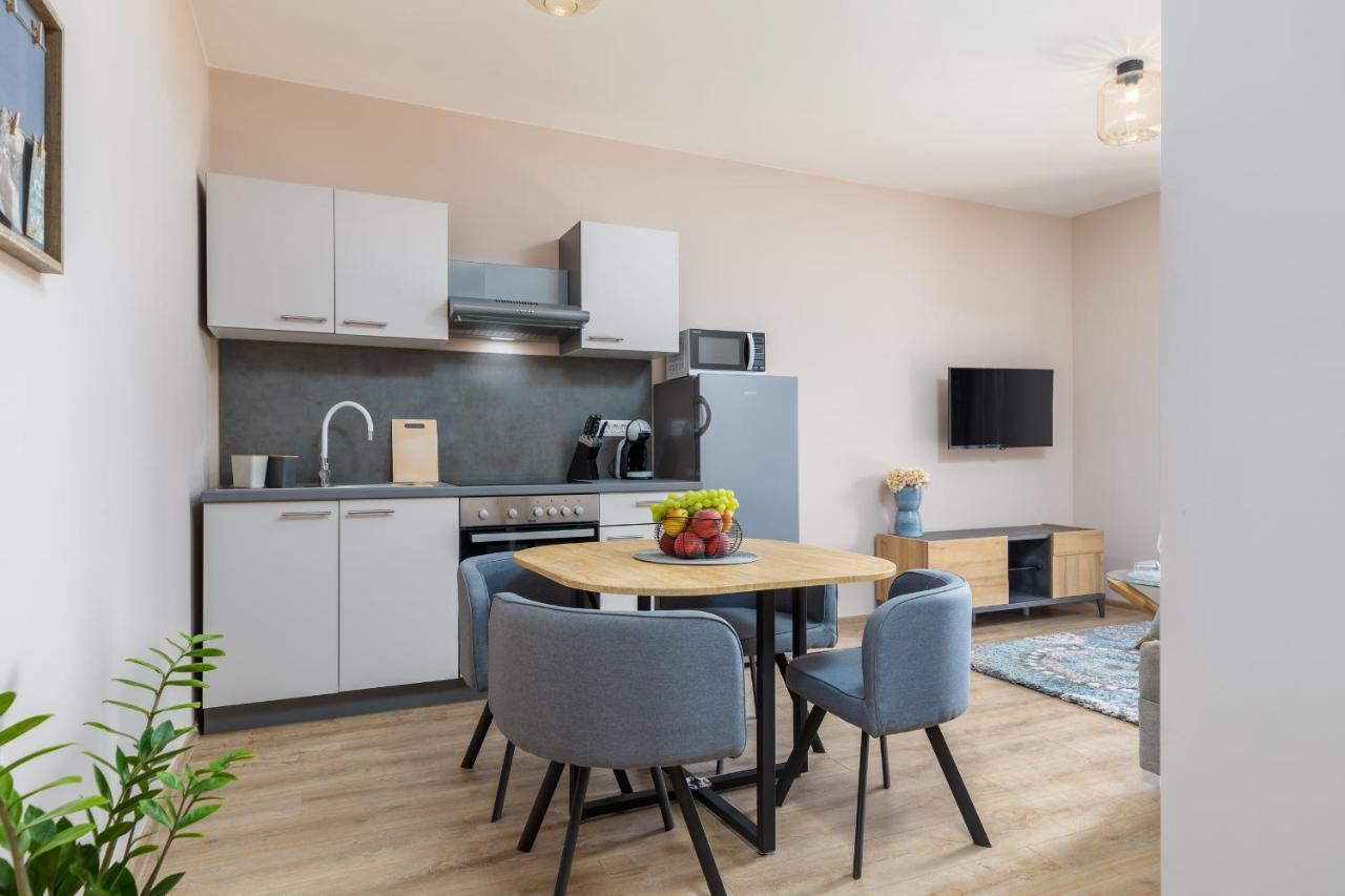 Wine House Apartments & Rooms Marceta ฟาชานา ภายนอก รูปภาพ